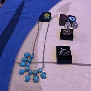 Paparazzi and sassy jones jewelry set